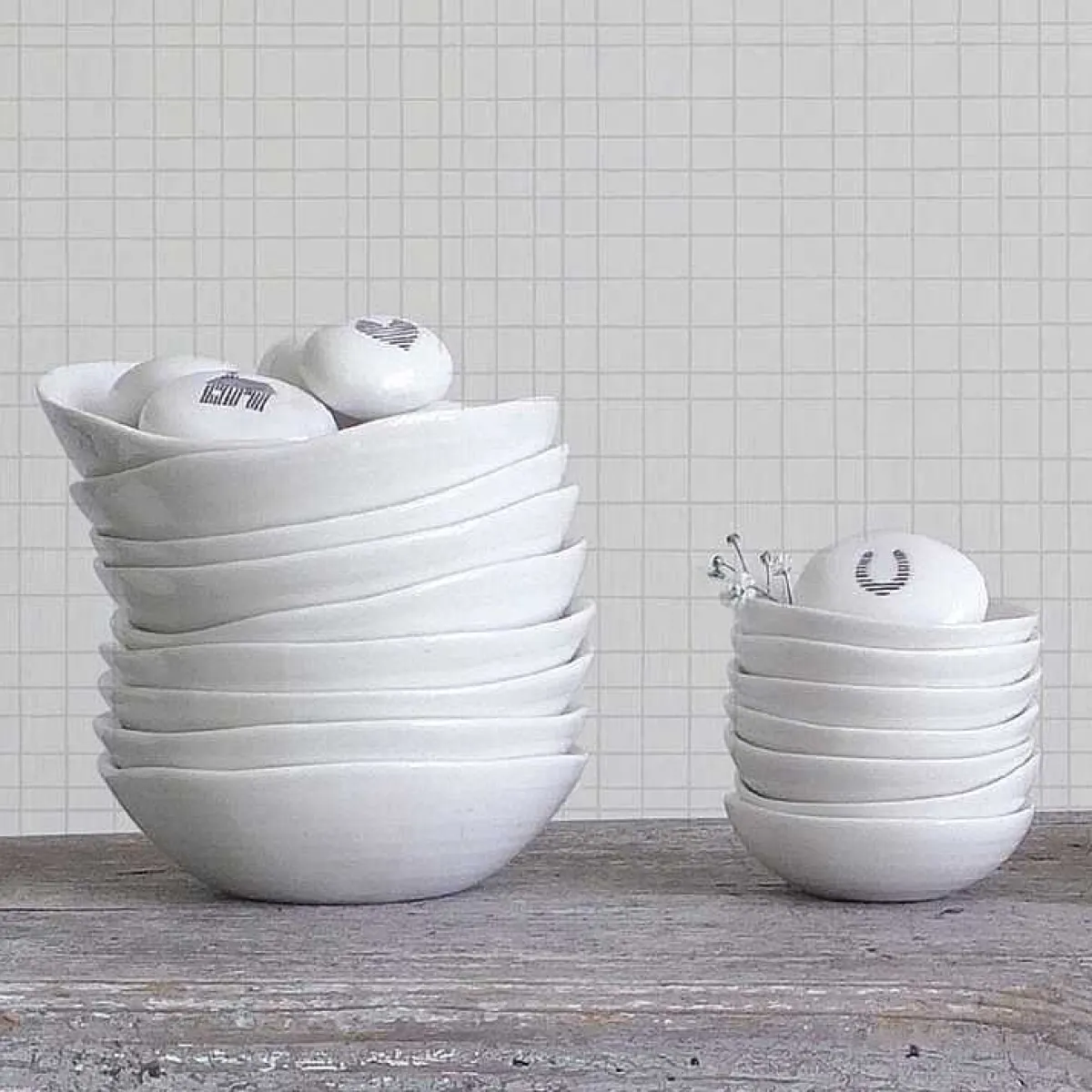 'Adventure Awaits' Small Wobbly Bowl>East of India Outlet