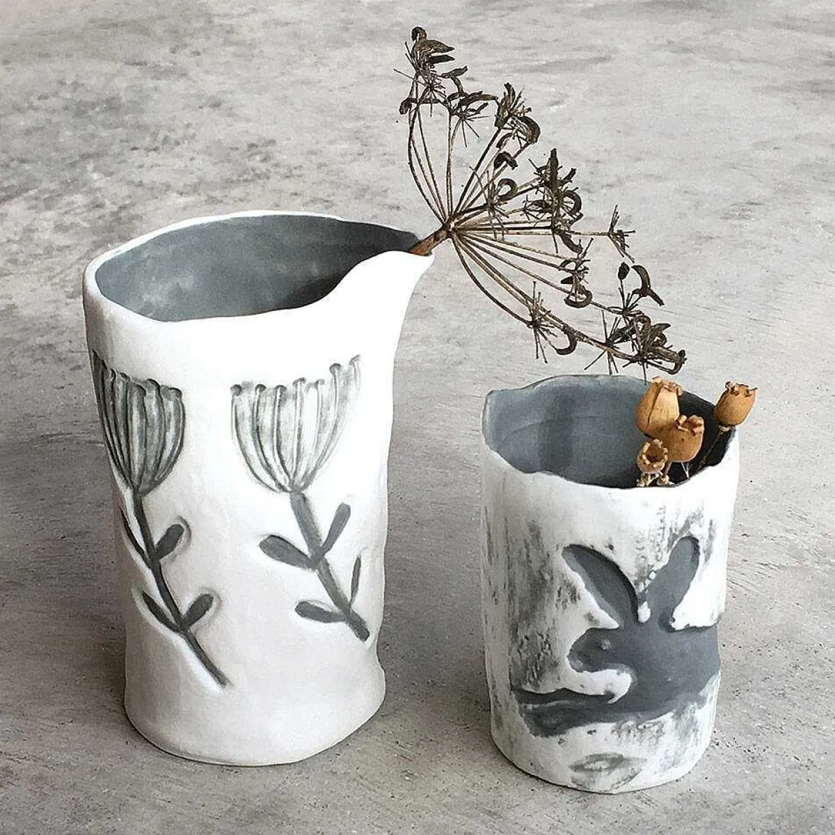 Grey Running Rabbit Vase>East of India Outlet