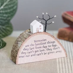 'Memories' House On Hill><noscript><img width=