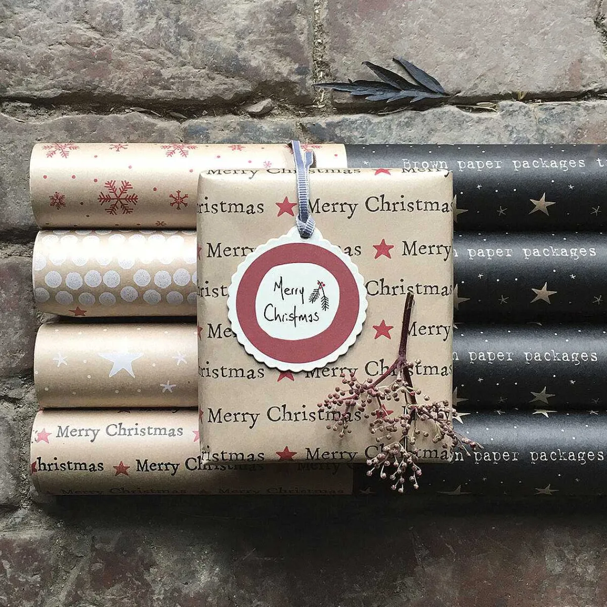 Merry Christmas Round Tag>East of India Shop