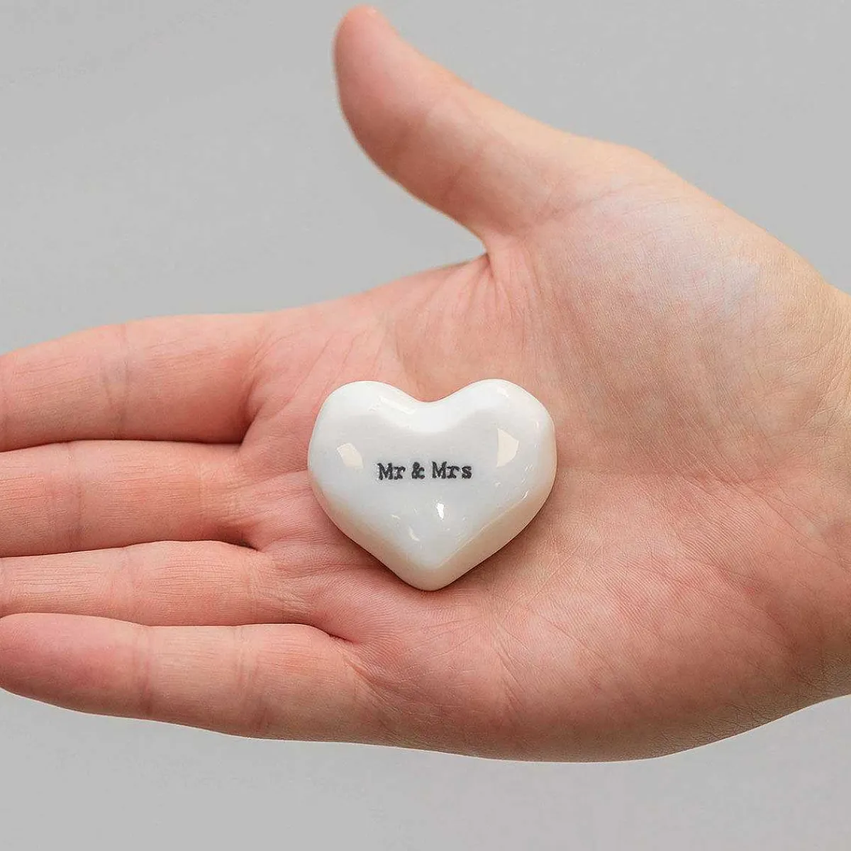 'Mr & Mrs' White Heart Token>East of India Cheap