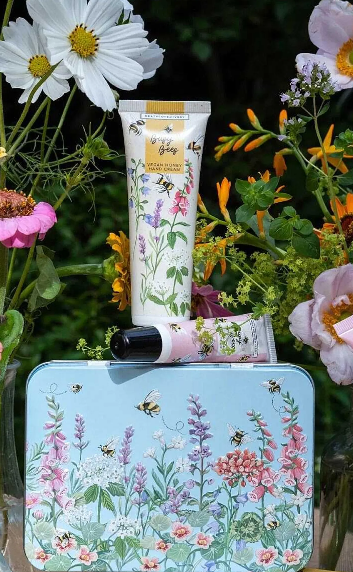 Busy Bees Hand & Lip Tin>Heathcote & Ivory Outlet
