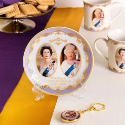 Her Majesty Queen Elizabeth Ii Commemorative 6 Inch Plate><noscript><img width=