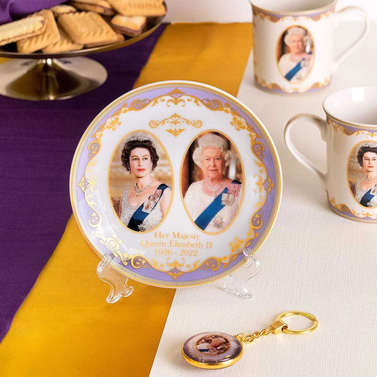 Her Majesty Queen Elizabeth Ii Commemorative 6 Inch Plate>Temptation Gifts Discount