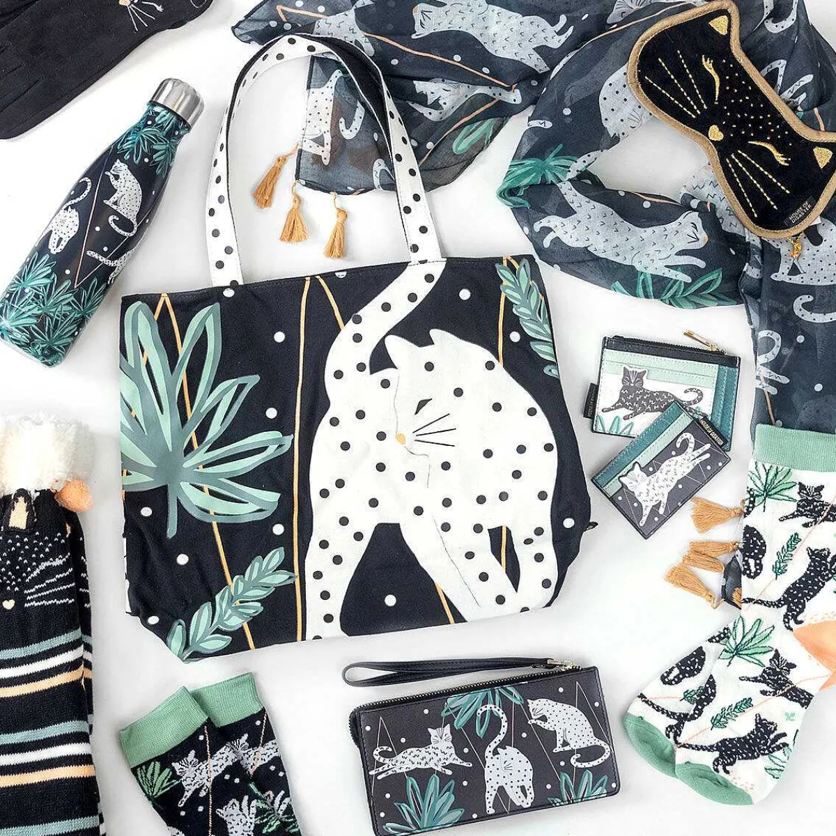 Feline Pack Of 2 Socks>House Of Disaster Hot