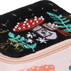 Forage Black Trinket Box><noscript><img width=