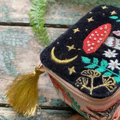 Forage Black Trinket Box><noscript><img width=