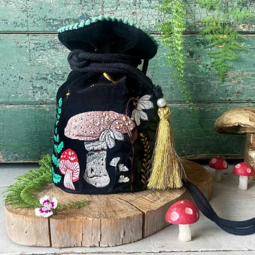 Forage Black Tie Top Make Up Pouch>House Of Disaster Hot