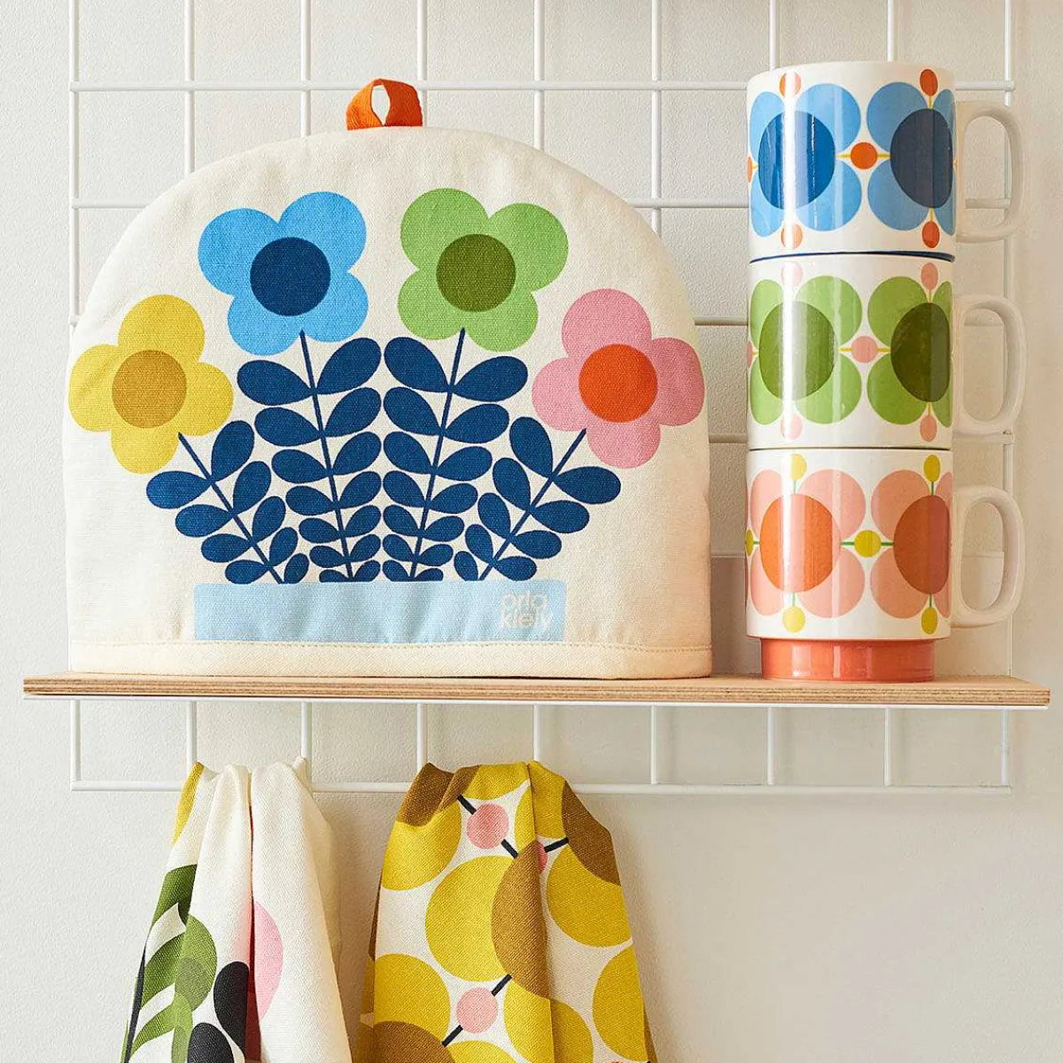 Flowers Tea Cosy>Orla Kiely Hot