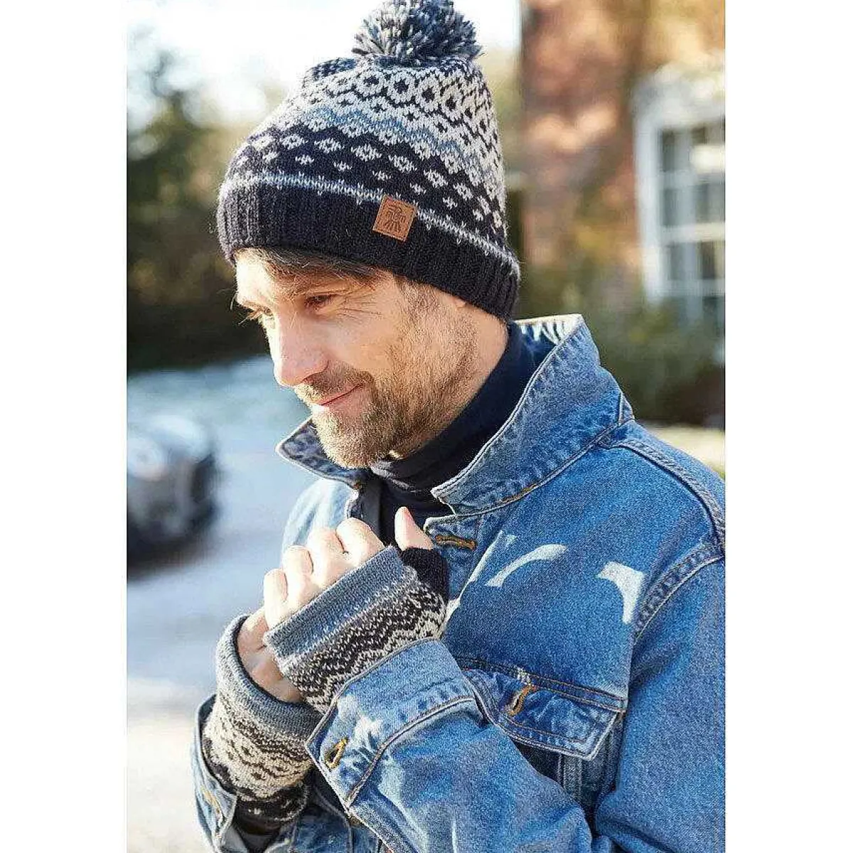 Men's Nordic Blue Bobble Beanie Hat>Pachamama Best
