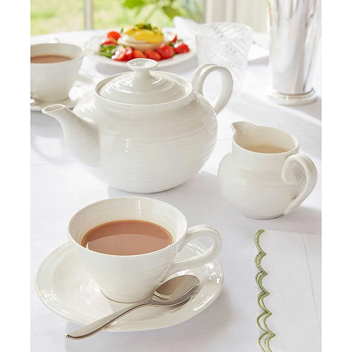 White Teapot>Sophie Conran Shop