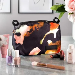 Farya Forager Medium Nylon Washbag><noscript><img width=