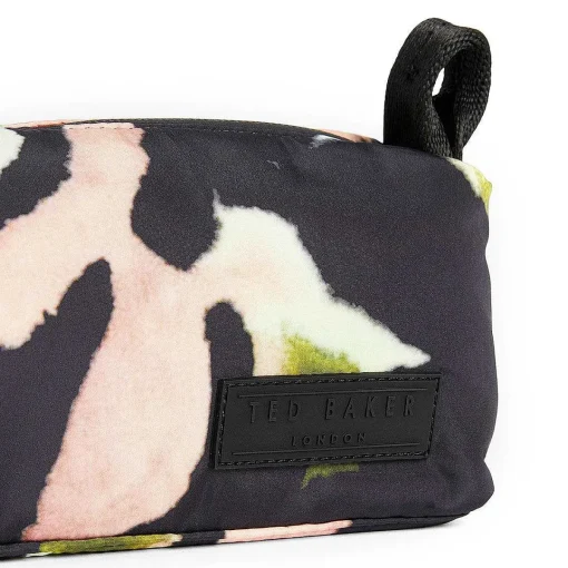 Fayza Forager Small Nylon Washbag>Ted Baker Shop