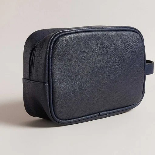 Waydee Navy House Check Washbag>Ted Baker Fashion