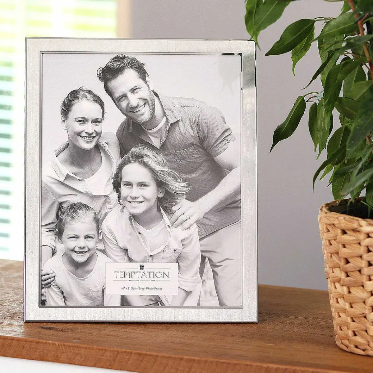 Silver Edged Photo Frame 8X10>Temptation Sale