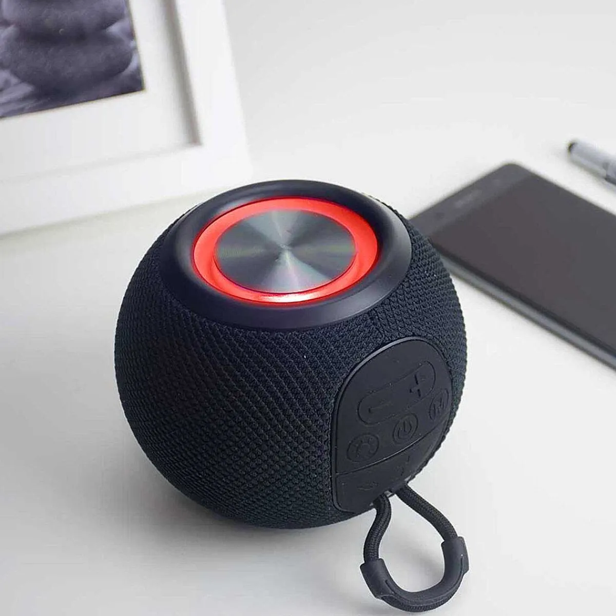 Red5 Wireless Black Colour-Changing Orb Speaker>The Source Shop