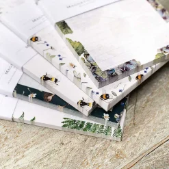 'Bumblebees' Magnetic Shopping List Pad><noscript><img width=