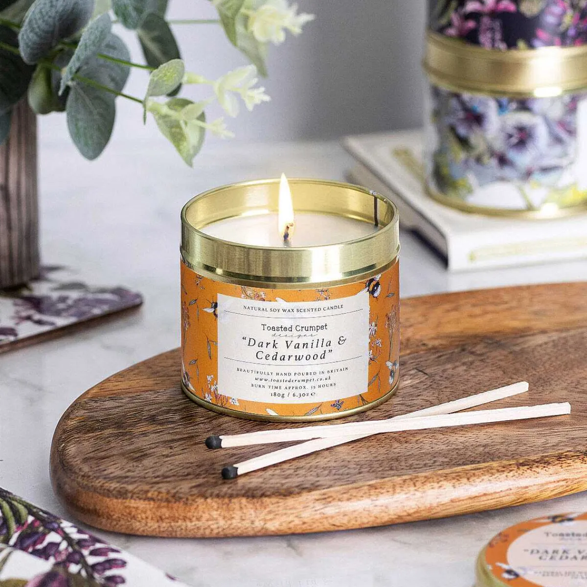 Dark Vanilla & Cedarwood Tin Candle>Toasted Crumpet Cheap