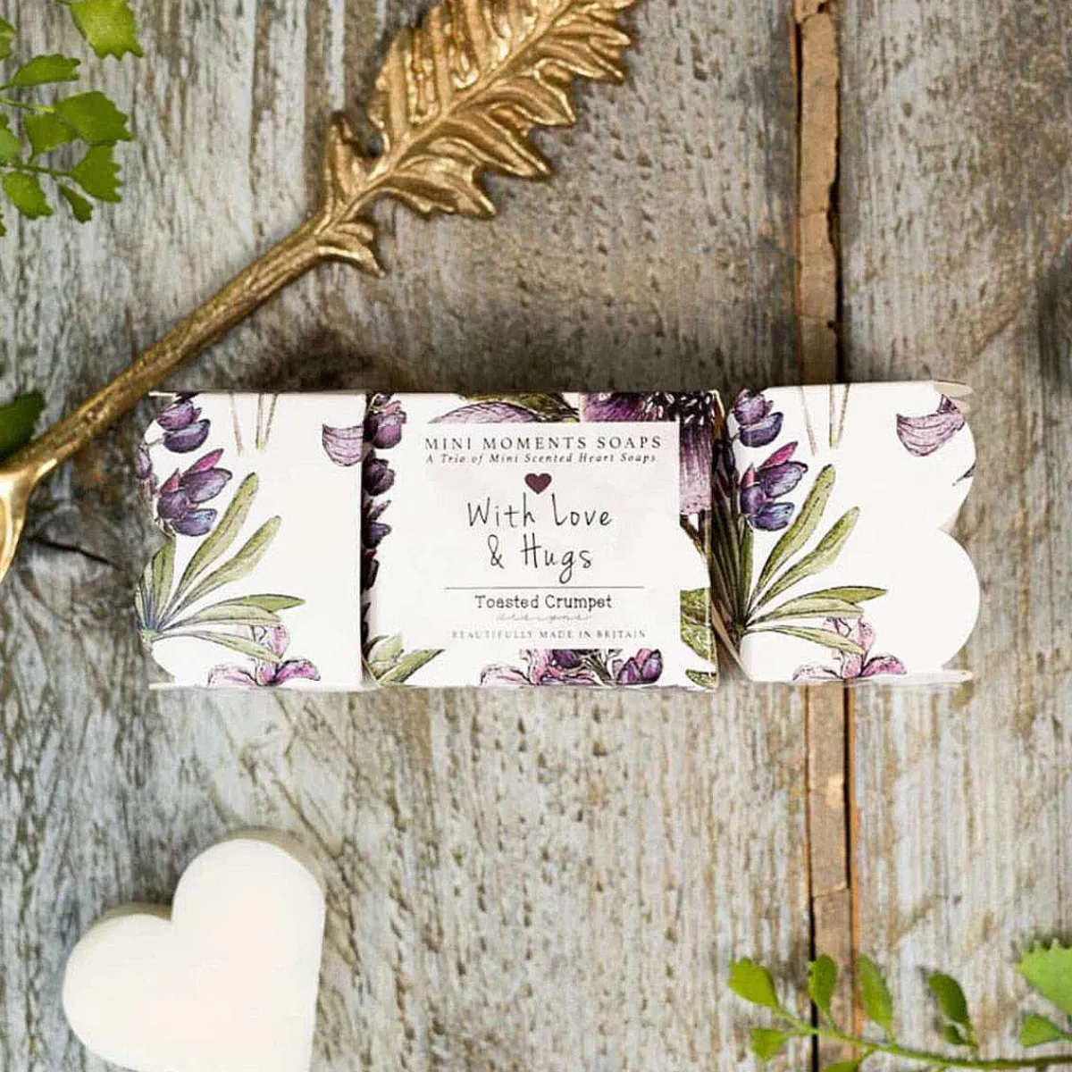 'With Love & Hugs' Mini Moments Trio Of 20G Heart Soaps>Toasted Crumpet Store