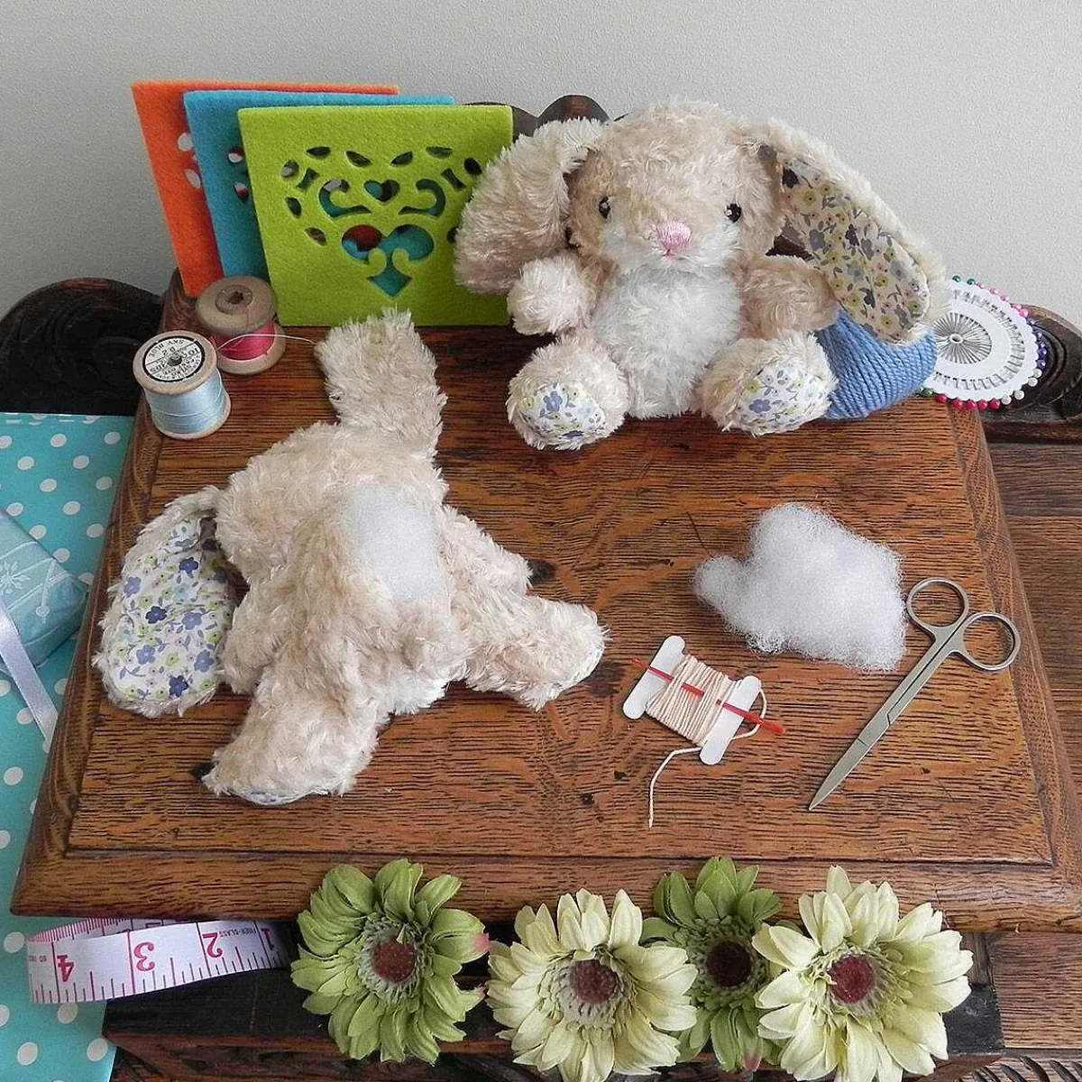 Gift In A Tin Sew Me Up Floral Bunny>Widdop & Co Discount