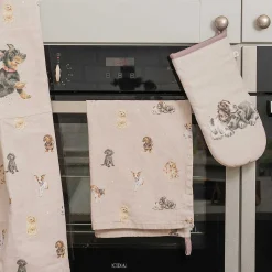 'A Dog's Life' Single Oven Glove><noscript><img width=