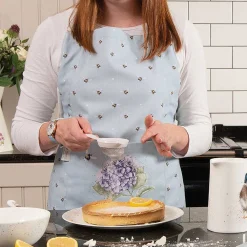 Busy Bee Cotton Apron>Wrendale Hot