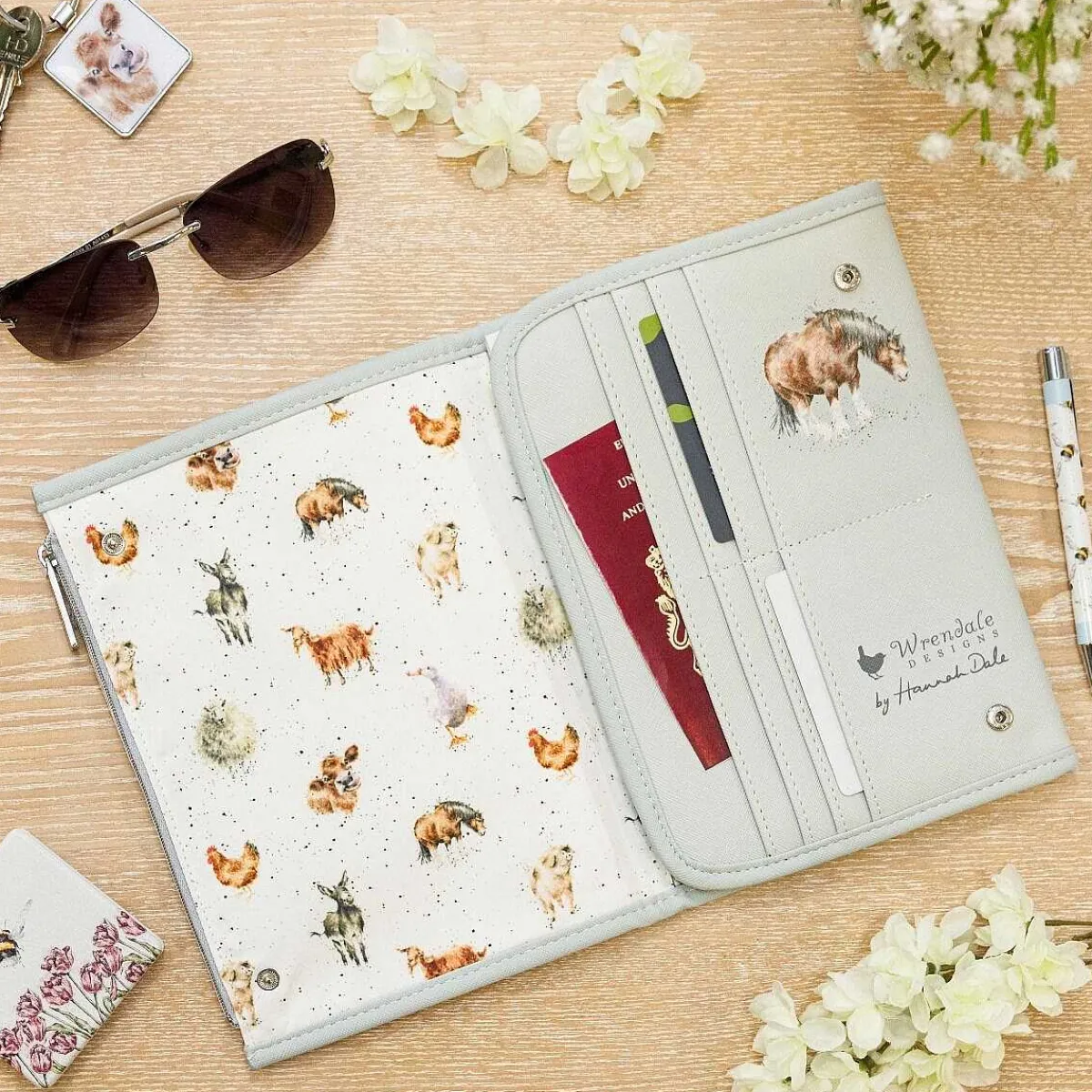 'Farmyard Friends' Notebook Wallet>Wrendale Outlet