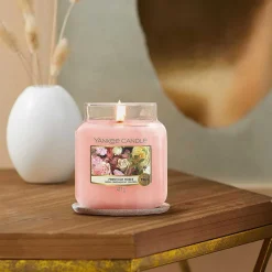 Fresh Cut Roses Medium Jar Candle>Yankee Candle Clearance