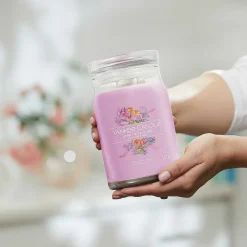 Hand Tied Blooms Signature Large Jar Candle><noscript><img width=